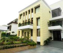 Hotel Tavisha Villa