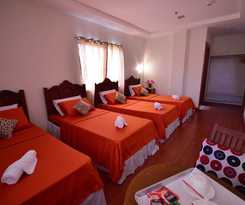 Hotel Casanas Suites