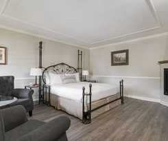 Hotel Coachman\'s Inn, A Four Sisters Inn