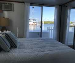 Mangrove Marina and Resort Aqualodge Houseboats