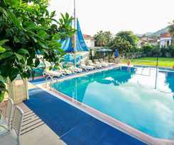  Dedeminn Garden Hotel
