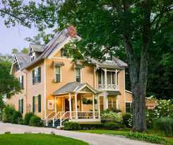 Brook Farm Inn