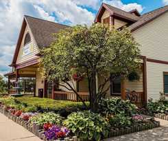 Econo Lodge and Suites