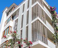  Defne Hotel