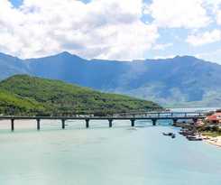 Hotel Lăng Cô Beach Resort