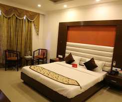OYO 1133 City Park Plaza