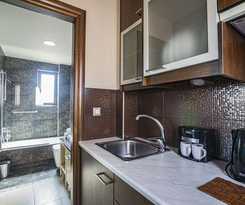 Hotel Golden Bay Suites