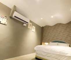 Hotel Ease Bed and Breakfast