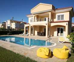  Palm Lane Villa