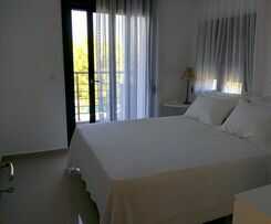 Sunny Sani Luxury Villas
