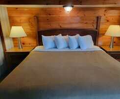 Lake Crest Inn