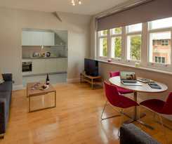 PREMIER SUITES Reading