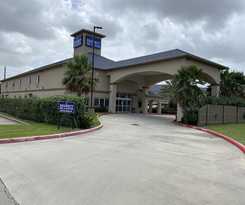 Hotel Regency Inn and Suites