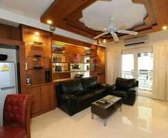 Whitehouse Condotel