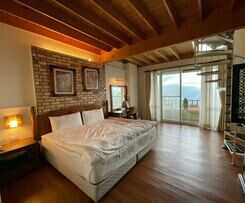 Ailiga Travel Villa