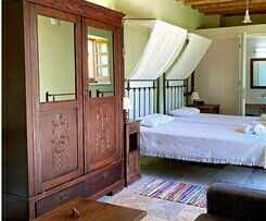 Eveleos Country House