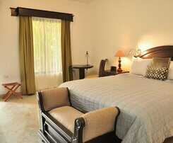 Hotel Paradise Hot Springs Thermal Resort