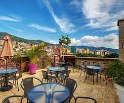 Los Patios Hostel