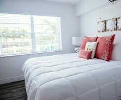 Sea Spray Inn