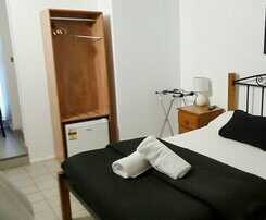 Airlie Waterfront Accomodation - Hostel