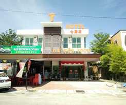 Hotel Seven