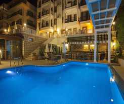  Medusa Hotel