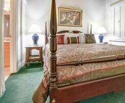 Plaza Suites Downtown New Orleans