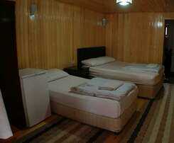 Uzungol Motel