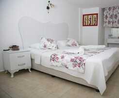  Cayirli Alacati Butik Otel