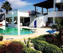  Cohiba Hotel