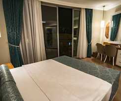  Exelans Hotel