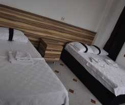 Nicholas Garden Hotel