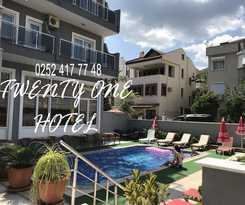  Twenty One Hotel