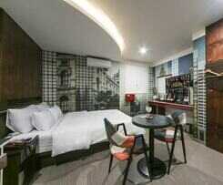 Hotel Sky Motel