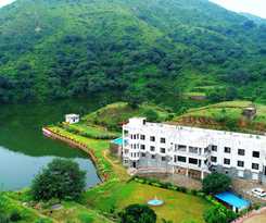 Rang Bhawan Inn- A Lake View