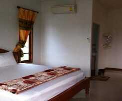 Hotel Baan Bangwua Resort