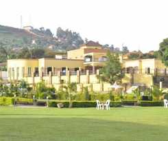 Nican Resort