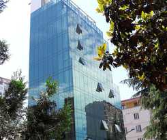 Hotel Green Glass