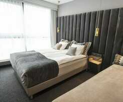 B14 Apartments and Rooms