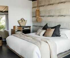 Hotel Awol