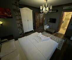  La Fontaine Butik Otel