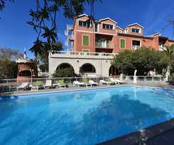 Hotel H&ocirc;tel Castellu Rossu