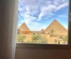 Hotel 3 Pyramids View Inn