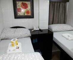 Tom\'s Guest House