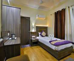 Hotel Samrat