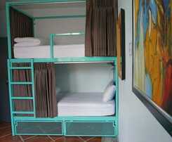 Hotel Sea Turtle Hostel - Adults Only