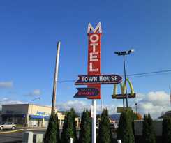 Hotel Town House Motel Inc