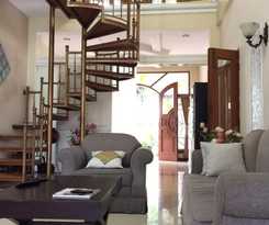 Maharani Guesthouse Tebet Syariah - Hostel