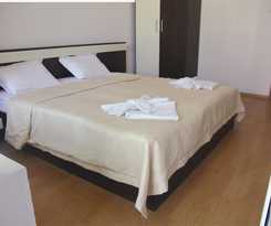 Yassen Holiday Village