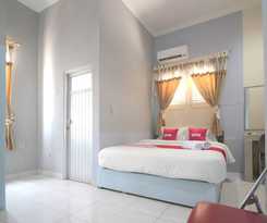 Hotel OYO 1448 Kartini Residence Syariah